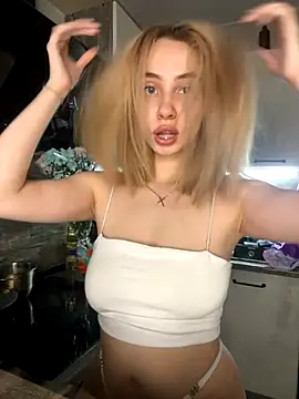 Snapshot of Kitty_Katrine chatting on December 4, 2:26 pm Kitty Katrine online show from December 4, 2:26 pm