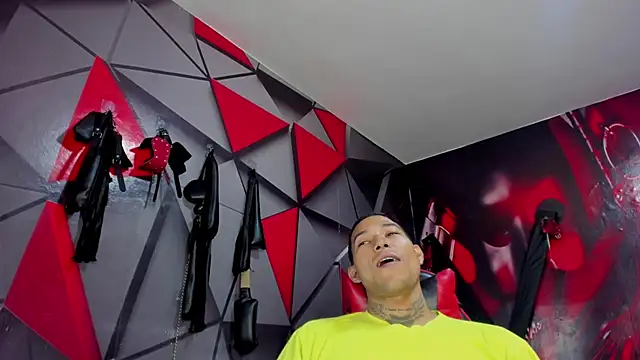 Hana and Zeta online show from September 12, 12:16 pm