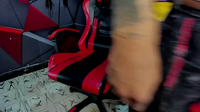 Hana and Zeta online show from September 16, 12:06 pm