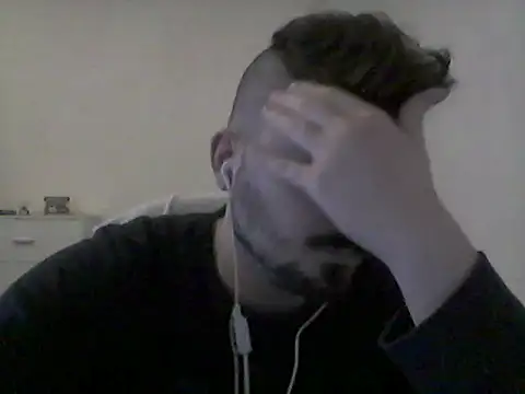 Snapshot of Hkl95555 chatting on December 12, 4:53 pm Hkl95555 online show from December 12, 4:53 pm