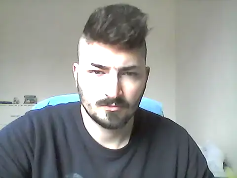 Snapshot of Hkl95555 chatting on December 13, 1:01 pm Hkl95555 online show from December 13, 1:01 pm