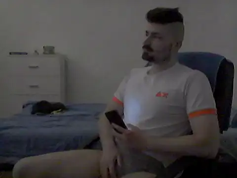 Snapshot of Hkl95555 chatting on September 24, 11:30 pm Hkl95555 online show from September 24, 11:30 pm