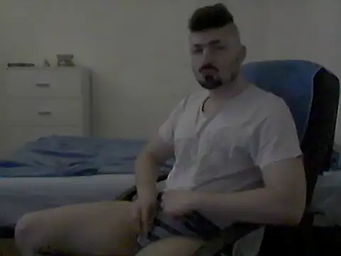 Snapshot of Hkl95555 chatting on September 26, 11:42 pm Hkl95555 online show from September 26, 11:42 pm