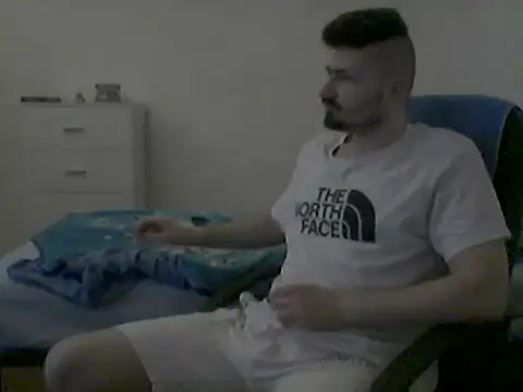 Snapshot of Hkl95555 chatting on October 2, 11:12 pm Hkl95555 online show from October 2, 11:12 pm