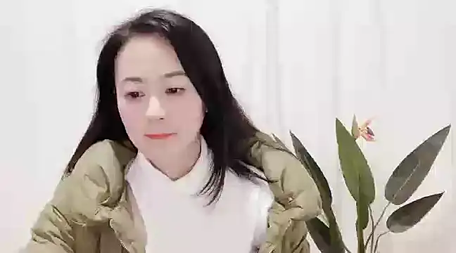 Snapshot of fanfan-FF chatting on February 27, 12:23 pm fanfan-FF online show from February 27, 12:23 pm