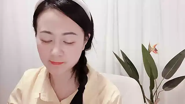 Snapshot of fanfan-FF chatting on March 3, 11:55 am fanfan-FF online show from March 3, 11:55 am