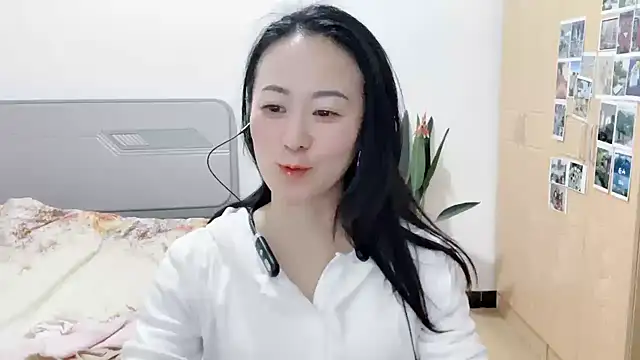 Snapshot of fanfan-FF chatting on March 13, 12:02 pm fanfan-FF online show from March 13, 12:02 pm