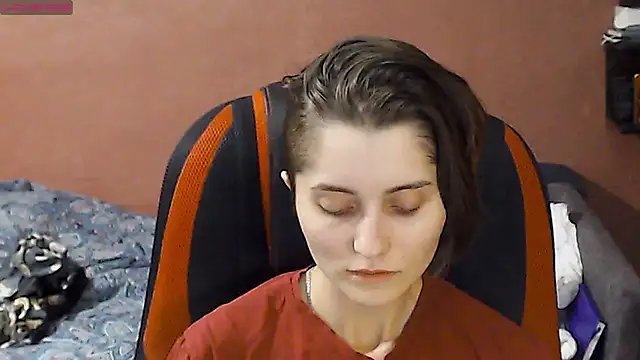 womanstrong78 online show from February 27, 5:04 pm