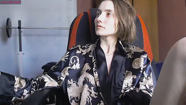 womanstrong78 online show from March 11, 11:01 am