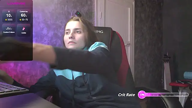 womanstrong78 online show from September 23, 5:10 am