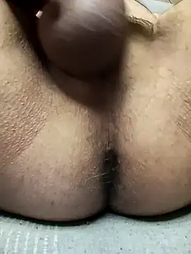 johngreece1 online show from December 25, 9:13 am