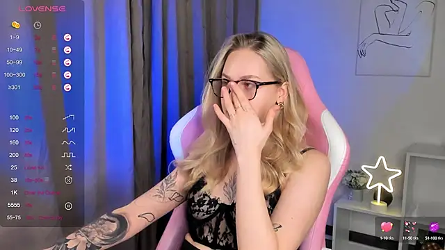 Carol  Cox online show from February 24, 10:36 pm