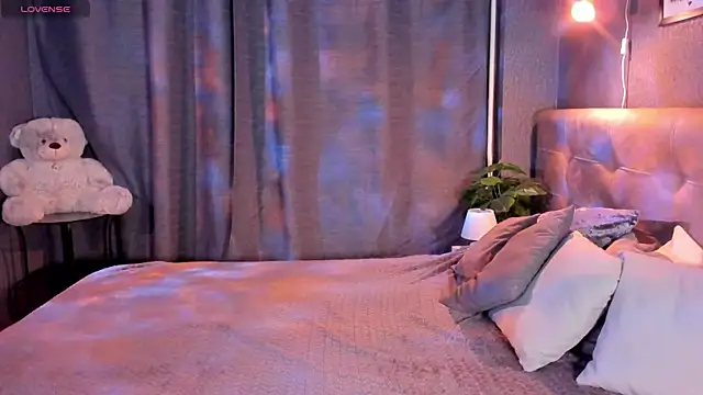 Carol  Cox online show from September 24, 11:41 pm