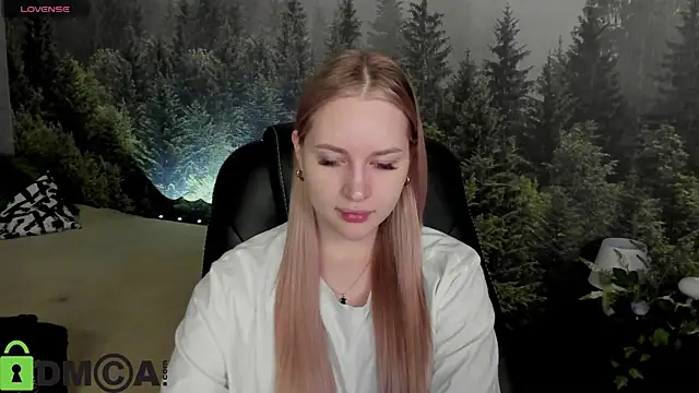 Carol  Cox online show from November 13, 11:58 pm