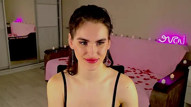 FridaCure online show from March 1, 10:10 pm