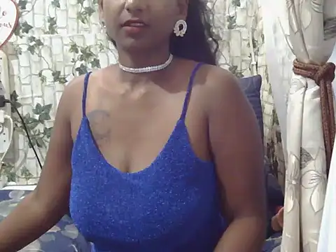 indiantina01 online show from January 30, 8:42 pm