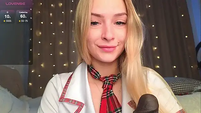 Soft Eva online show from January 12, 2:09 pm