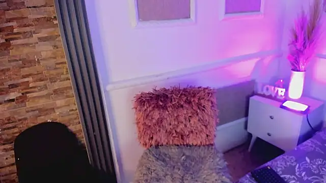 Snapshot of dayanne07 chatting on December 20, 7:22 am dayanne07 online show from December 20, 7:22 am