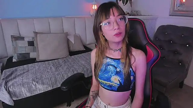 Snapshot of dayanne07 chatting on January 14, 5:40 am dayanne07 online show from January 14, 5:40 am