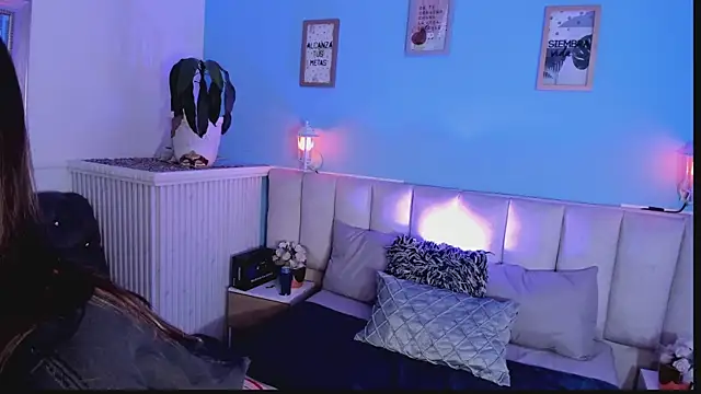 Snapshot of dayanne07 chatting on January 23, 8:15 am dayanne07 online show from January 23, 8:15 am