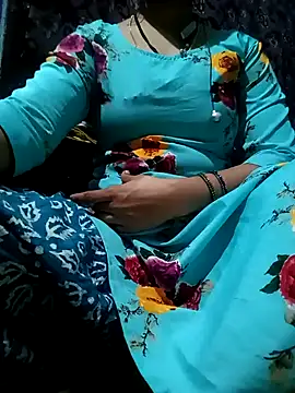 gunjan22 online show from December 8, 2:41 pm