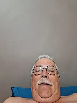 Snapshot of NawtyB1965 chatting on September 16, 3:40 am NawtyB1965 online show from September 16, 3:40 am