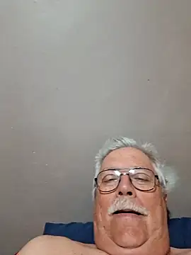 Snapshot of NawtyB1965 chatting on November 1, 3:41 am NawtyB1965 online show from November 1, 3:41 am