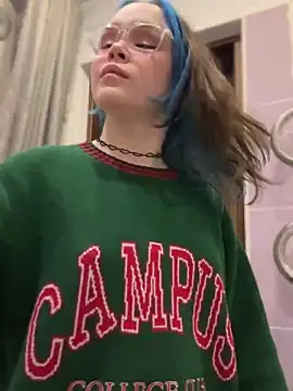 MaddisonHaas online show from December 7, 10:50 pm