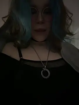 MaddisonHaas online show from December 23, 9:18 pm