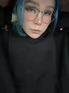 MaddisonHaas online show from January 17, 8:33 pm