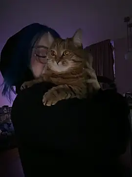 MaddisonHaas online show from October 4, 1:47 am