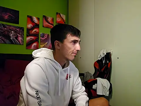 MASTERBULLY online show from September 10, 11:49 pm