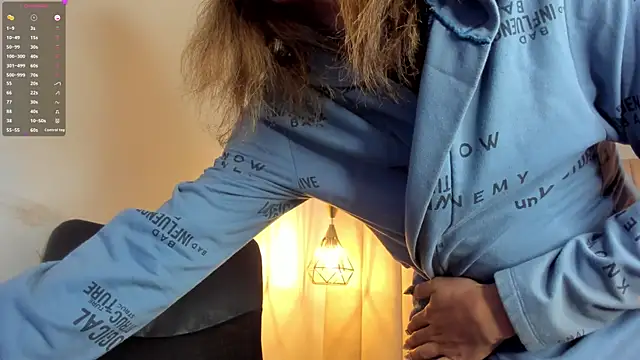 KylieVictoria online show from December 11, 3:58 pm