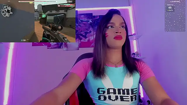 KylieVictoria online show from January 8, 4:44 am