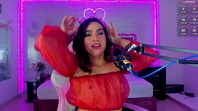 KylieVictoria online show from March 7, 5:08 am