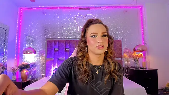 KylieVictoria online show from November 25, 3:39 am