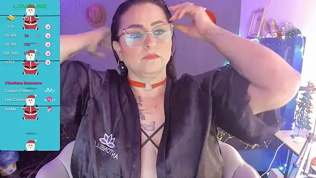 Ivonnee   online show from December 18, 4:09 am