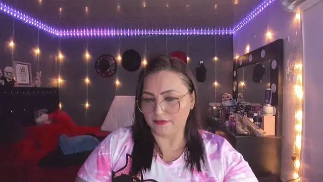 Ivonnee   online show from March 7, 3:29 am