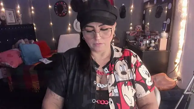 Ivonnee   online show from March 16, 3:47 am