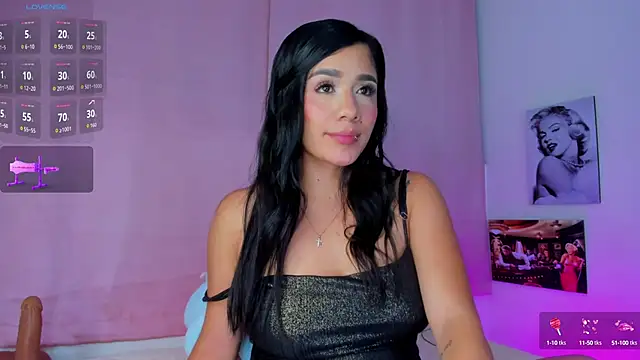 Snapshot of tellmebri chatting on September 27, 4:39 am tellmebri online show from September 27, 4:39 am