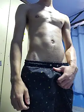 Snapshot of boyminerin00 chatting on February 26, 3:52 pm boyminerin00 online show from February 26, 3:52 pm