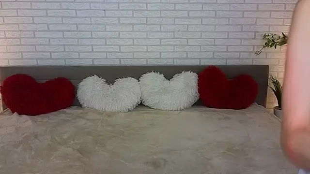 NovaBlissss online show from March 5, 6:12 pm