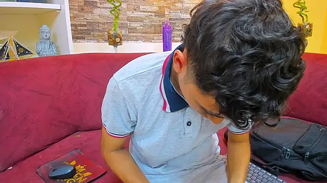 DamiBright online show from February 13, 6:59 pm