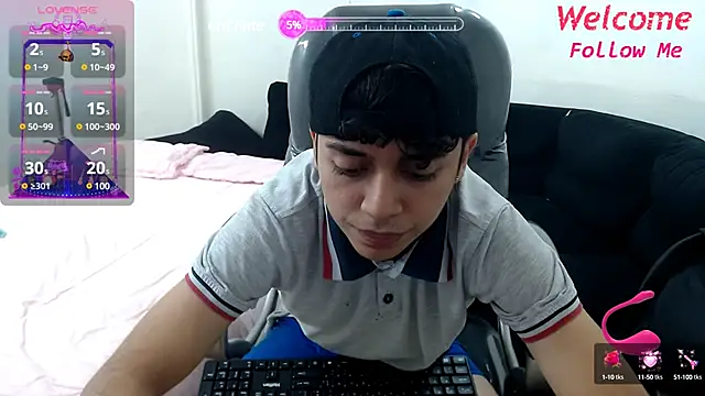 DamiBright online show from March 12, 6:33 pm