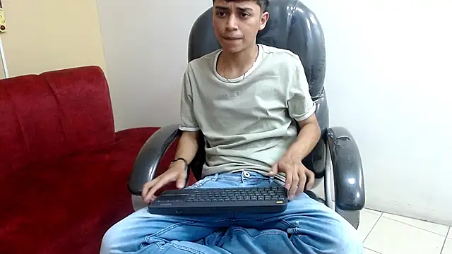 DamiBright online show from September 15, 7:25 pm