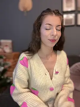 Mia Ethan online show from December 11, 8:04 am