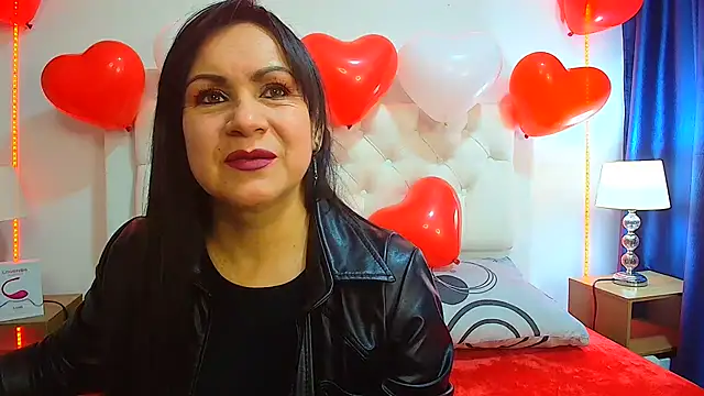 jescaoporto4 online show from February 12, 2:32 pm