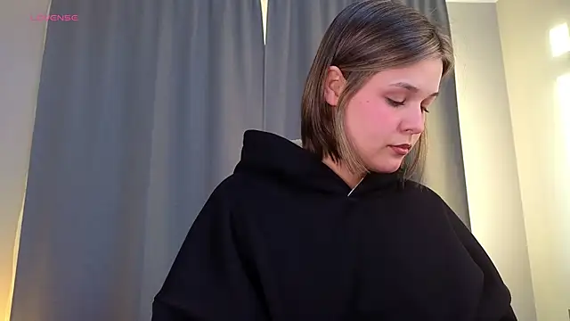 Snapshot of EthalGold chatting on October 8, 3:15 am EthalGold online show from October 8, 3:15 am