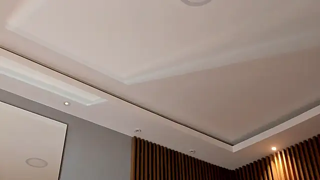 Eilin clio online show from February 15, 12:54 pm