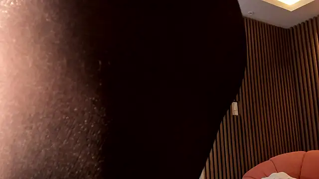 Eilin clio online show from March 2, 1:05 pm